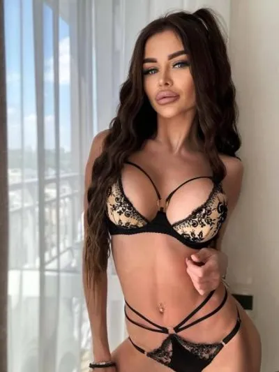 Джулия, 23 года